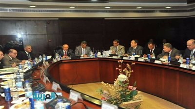 وزيرا النقل والإنتاج الحربى يبحثان اتفاق تصنيع مشترك مع شركة روسية 