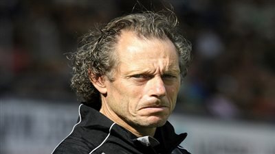 المرشح الأخير للأهلي.. هرب من السعودية بعد فضيحة جنسية.. حارس مرمى في الأصل.. و3 بطولات فقط أبرز إنجازاته