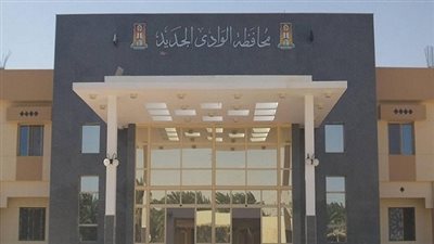 اليوم.. رحلة مكبرة لـ 250 شابًا وفتاة من طلبة الجامعات بالخارجة