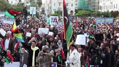 صحيفة أمريكية: الفصيلان المتناحران في ليبيا يسعيان لتشكيل حكومة وطنية