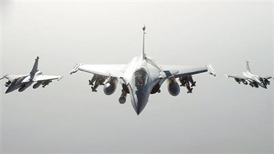 مقاتلات فرنسا والتحالف تدمر معسكر تدريب لـ