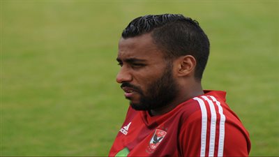 الأهلي: إصابة عاشور لن تمنعه عن القمة