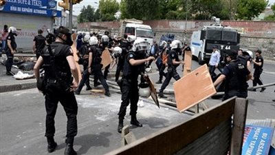 مقتل وإصابة جندي وشرطيين في بلدتي 