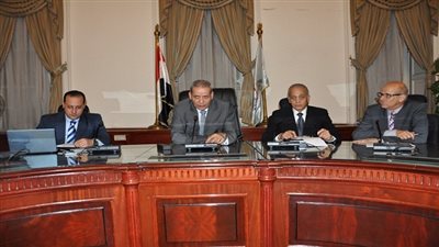 ثورة على المديريات في التربية والتعليم.. 