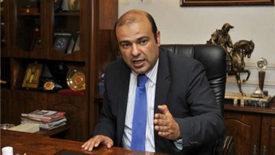 وزير التموين يبحث إضافة 