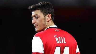 بيرلو: أوزيل فريد من نوعه