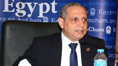 رئيس الجمارك: حريصون على سرعة الإفراج عن خامات السوفالدى