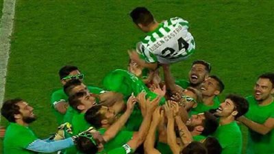 فالنسيا يخسر من ريال بيتس على أرضه