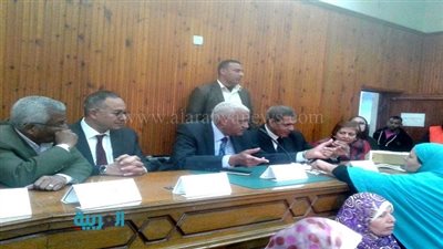 بالصور.. توزيع 72 شقة بالقرعة العلنية في السويس