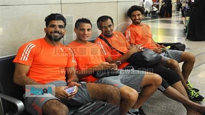 بالصور.. بعثة سموحة تصل إلى لومومباتشي استعدادًا لمازيمبي