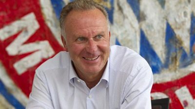 المدير التنفيذي للبايرن ينفي إشاعات التفريط في بنعطية