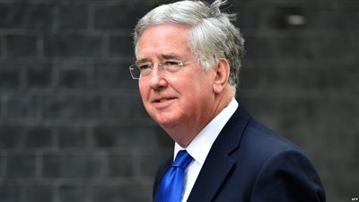 وزير الدفاع البريطاني: قناة السويس الجديدة تعزز التجارة العالمية 