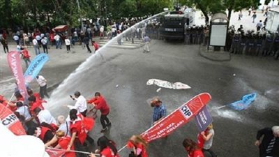 تواصل الاشتباكات والتوتر في مدن جنوب شرقي تركيا