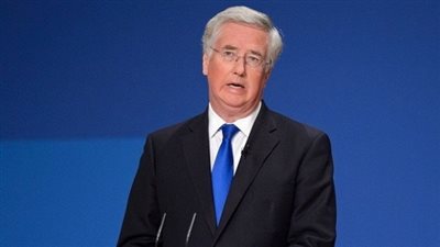 بالفيديو.. وزير الدفاع البريطاني: سنقف بجوار مصر في حربها ضد الإرهاب