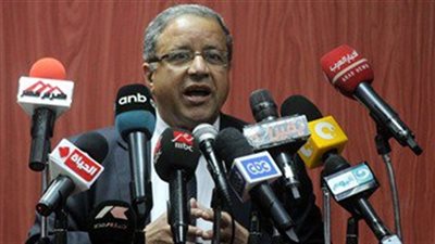 رئيس الضرائب ينفي التحاور مع وزيري المالية والتخطيط لتعديل 