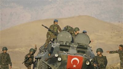مقتل جندي وإصابة 7 آخرين في اشتباكات بين الجيش التركي ومقاتلين أكراد
