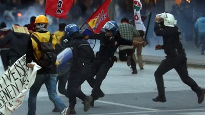 تصاعد أعمال العنف في مدن جنوب شرقي تركيا