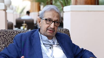 صحف السعودية تبرز نبأ وفاة نور الشريف