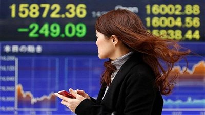 مؤشر الأسهم اليابانية يغلق على أقل مستوى في أسبوعين