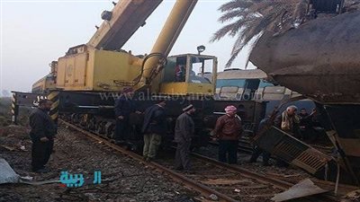 بالصور.. خروج 49 مصابًا من المستشفى إثر انقلاب قطار بني سويف 