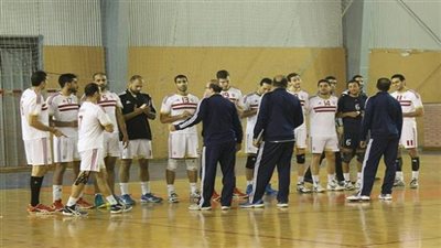 طائرة الزمالك تحقق العلامة الكاملة بالدوري