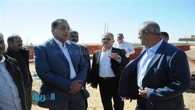 بالصور.. وزير الإسكان يتفقد محور 30 يونيو بتكلفة 1.8 مليار جنيه