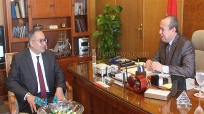 نائب وزير الإسكان للتطوير الحضري يتفقد أعمال 