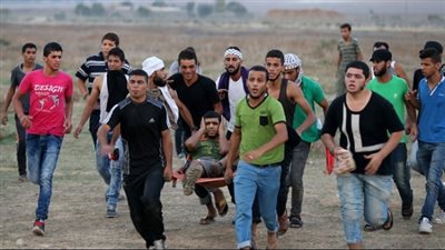 إصابة 7 فلسطينيين في مواجهات مع الاحتلال على حدود غزة