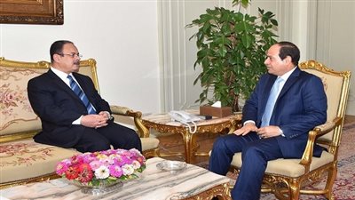 موجز الأخبار.. السيسي يوجّه بمحاسبة المخالفين من أفراد جهاز الشرطة.. 