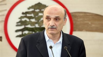 رئيس حزب القوات اللبنانية يحيي وزير عدل بلاده على قراره بالاستقالة