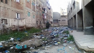 بالصور.. إهمال مدرسة السيوف النسيجية بالإسكندرية.. 