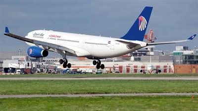 وفد الطيران المدني الإيطالي يتفقد مركز تدريب مصر للطيران