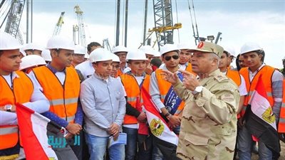 بالصور.. القوات المسلحة تنظم رحلات لطلاب الجامعات بمحور قناة السويس