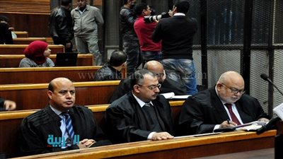 محامٍ لقاضي التخابر مع قطر: النيابة وجهت ألفاظ سب وقذف في حق الدفاع