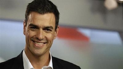 زعيم الحزب الاشتراكي بإسبانيا يقدم خطة لتشكيل الحكومة في مارس