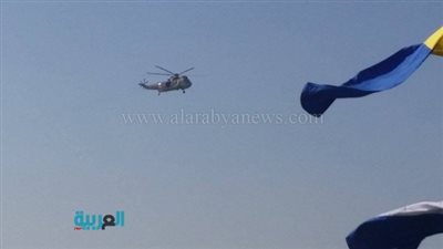 بالصور.. الهليكوبتر تمشط الممر الملاحي لقناة السويس