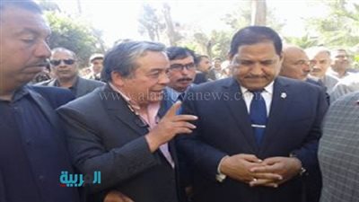 بالصور.. محافظ الغربية يقدم واجب العزاء لضحايا حادث السعودية وشهيد العريش