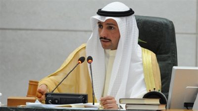 رئيس مجلس الأمة الكويتي يتفقد متحف البرلمان والقاعة الرئيسية