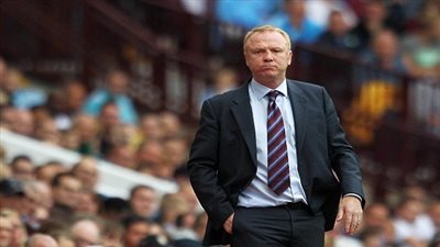 تأخر مؤتمر ماكليش بسبب عدم وصول المدرب