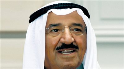 أمير الكويت يرحب بقرار وقف إطلاق النار فى سوريا