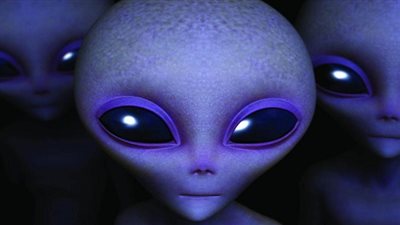 بالفيديو.. كائن غريب يظهر في أحد شوارع تركيا