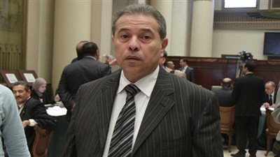 عدد من أهالي دائرة عكاشة يطالبون البرلمان بسحب الثقة منه