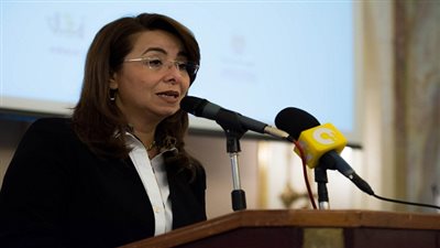 وزيرة التضامن: صرف 5 آلاف جنيه لأسرة كل متوفى في حادث شق الثعبان 