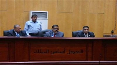 تأجيل محاكمة 26 متهمًا بـ