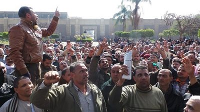 بالمستندات.. عمال 