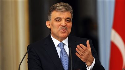 القبض على 4 من كبار مسئولي 