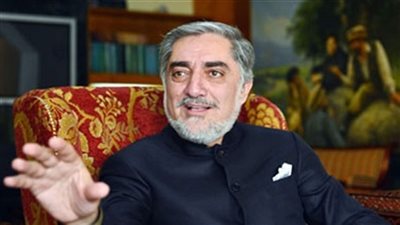 رئيس الحكومة الأفغانية يدعو قادة طالبان للانضمام لعملية السلام