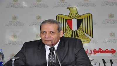 أسرار الـ600 مليون جنيه التي أهدرها وزير التربية والتعليم.. ومذكرة لرئيس الوزراء تطالب بفصل 