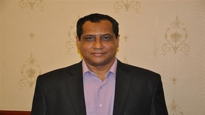 خبير اقتصادي: الحكومة سبب أزمة ارتفاع أسعار الحديد