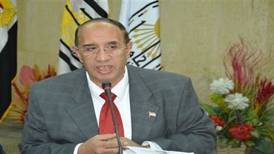 إحالة مذكرة أستاذ جامعي بالمنيا إلى رئيس جامعة أسيوط